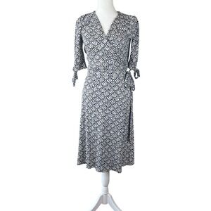 LILLY PULITZER Classic Blue Geometric Medallion‎ 100% Silk Wrap Dress Size XS